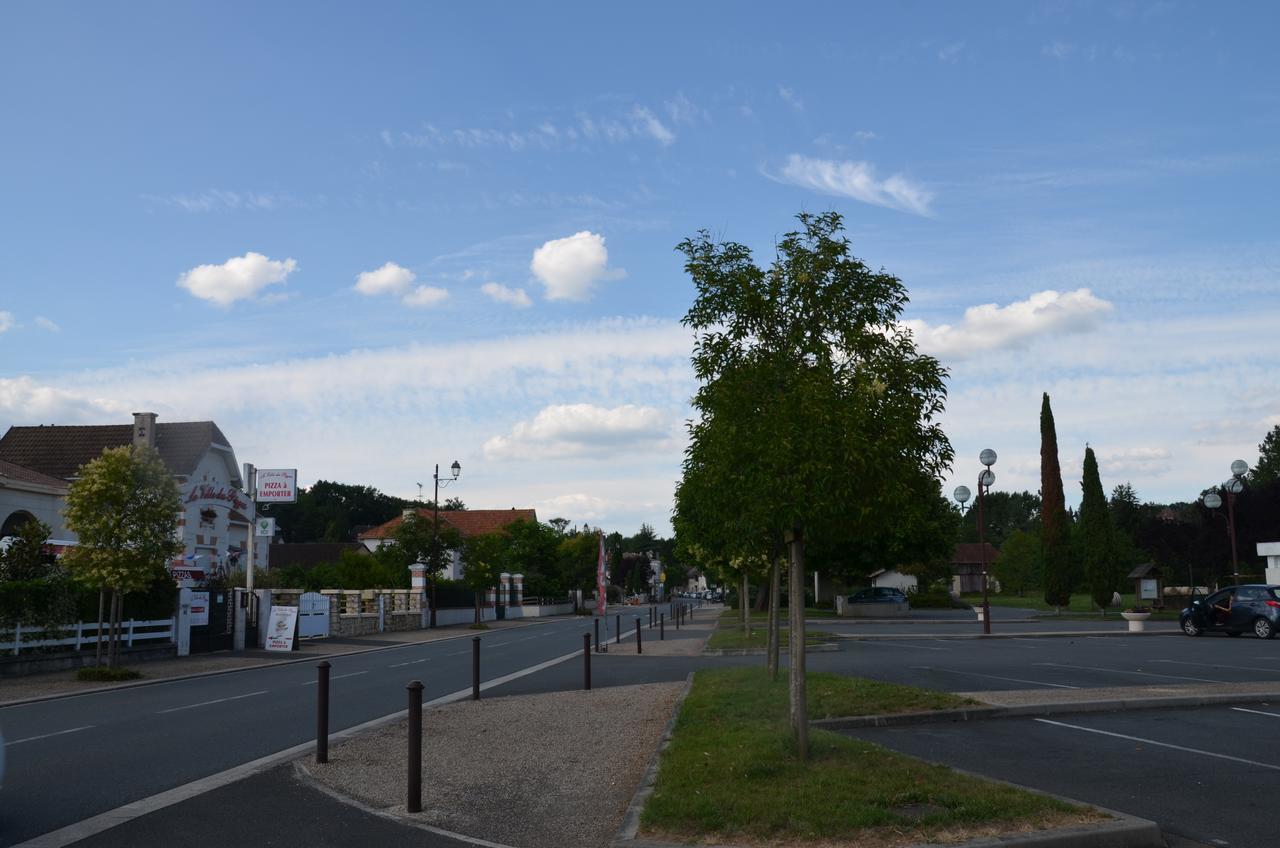 فيلا Weckerlin Sarliac-sur-l'Isle المظهر الخارجي الصورة